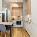 Stacja Jezyce Superior By Bookinghost *