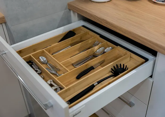 Stacja Jezyce Superior By Bookinghost * Posen