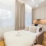 Stacja Jezyce Superior By Bookinghost شقة *