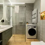 Stacja Jezyce Superior By Bookinghost شقة *