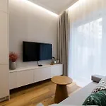 Stacja Jezyce Superior By Bookinghost * بوزنان