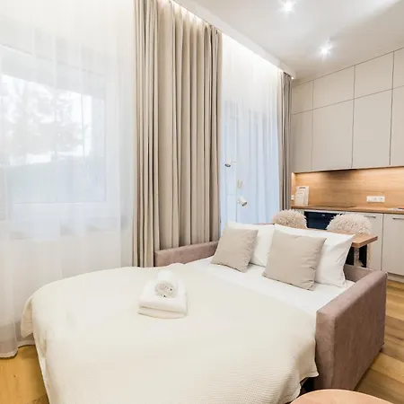 Stacja Jezyce Superior By Bookinghost Apartmán *