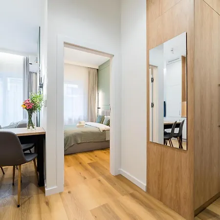 Stacja Jezyce Superior By Bookinghost Apartmán