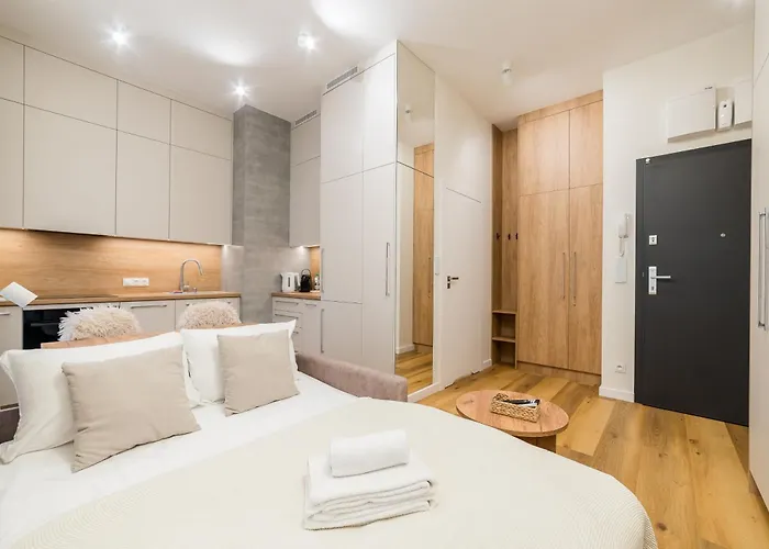 Stacja Jezyce Superior By Bookinghost Apartmán *